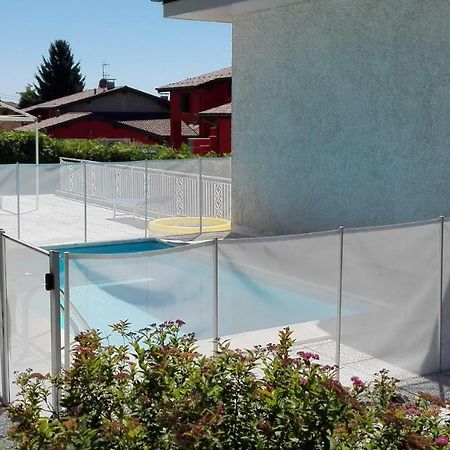B&B Villa Monterosa Con Piscina Castronno Buitenkant foto