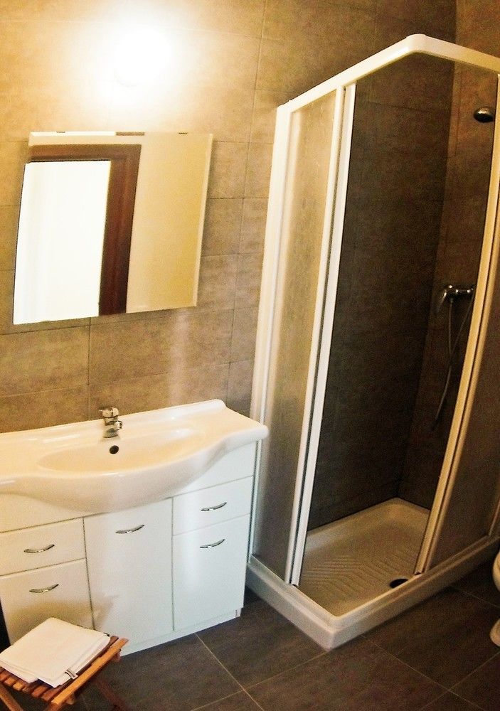 B&B Villa Monterosa Con Piscina Castronno Buitenkant foto